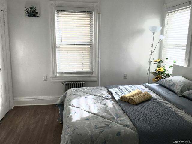 House for sale in Queens, Arverne