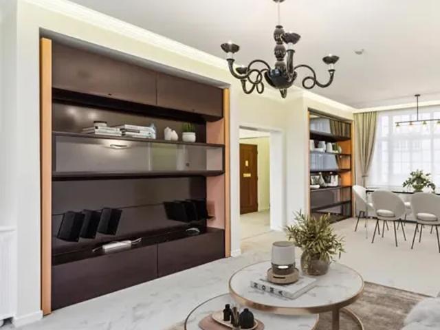 Apartment for rent in Kensington, Greater London