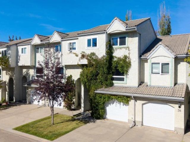 Townhouse for sale in Wedgewood, Alberta