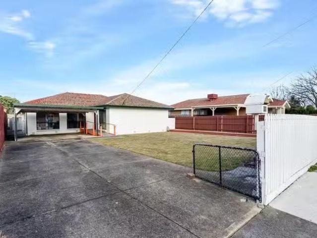 House for rent in Craigieburn, Victoria