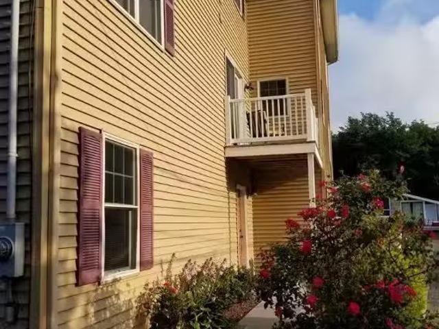 House for rent in Narragansett