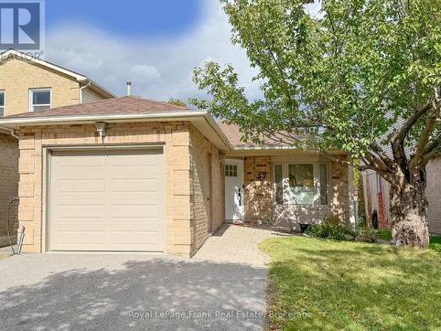 House for sale in Midtown, Ajax