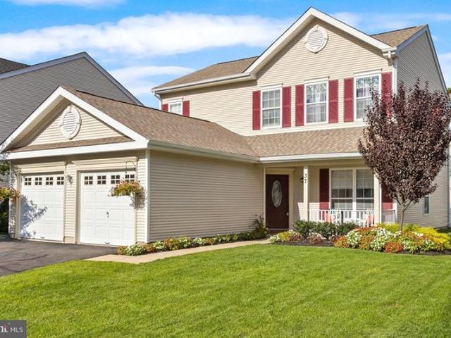 House for sale in Burlington, Burlington County