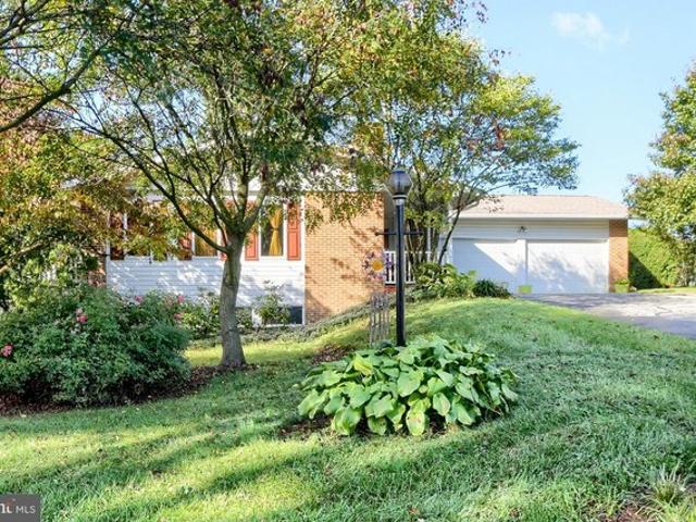House for sale in Hummelstown, Dauphin County