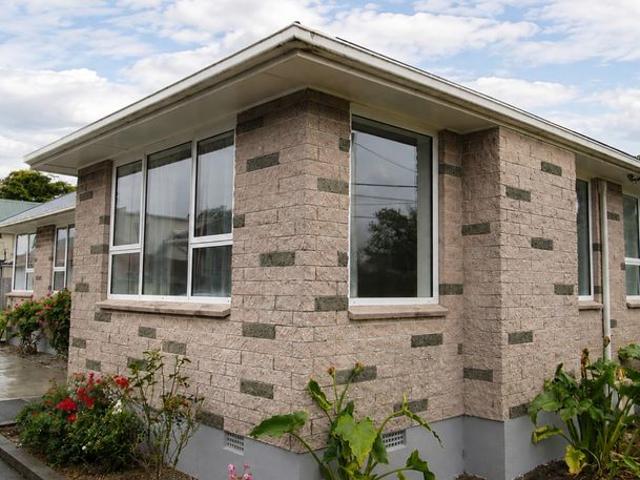 House for rent in Chaslands, Canterbury