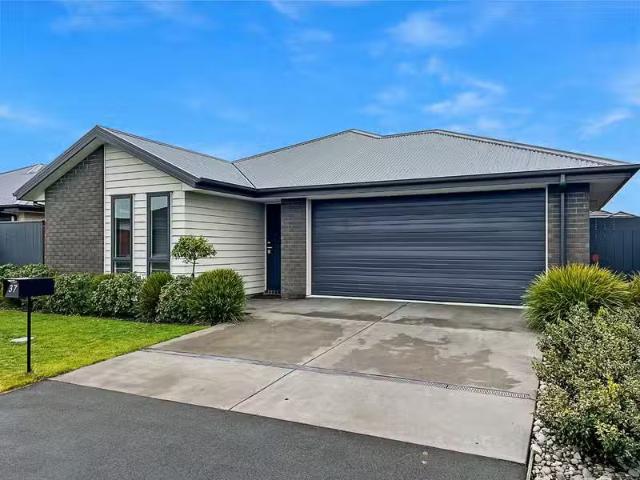House for rent in Acland Park, Rolleston