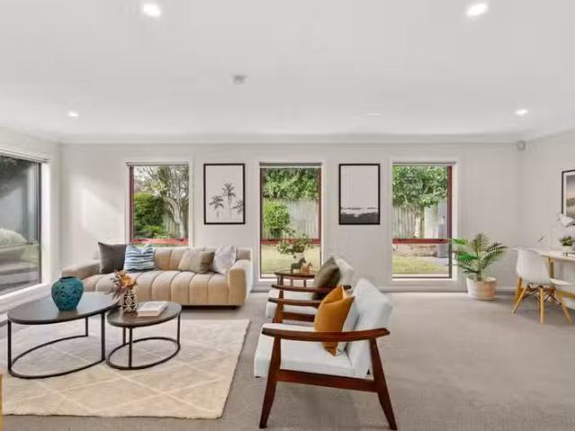 House for sale in Chaslands, Canterbury