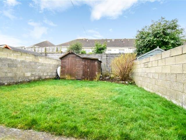 Detached House for sale in Dublin 22, Clondalkin
