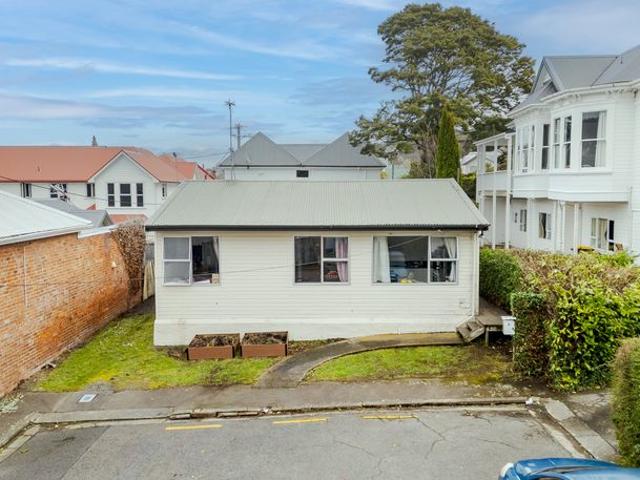 House for rent in Otakou