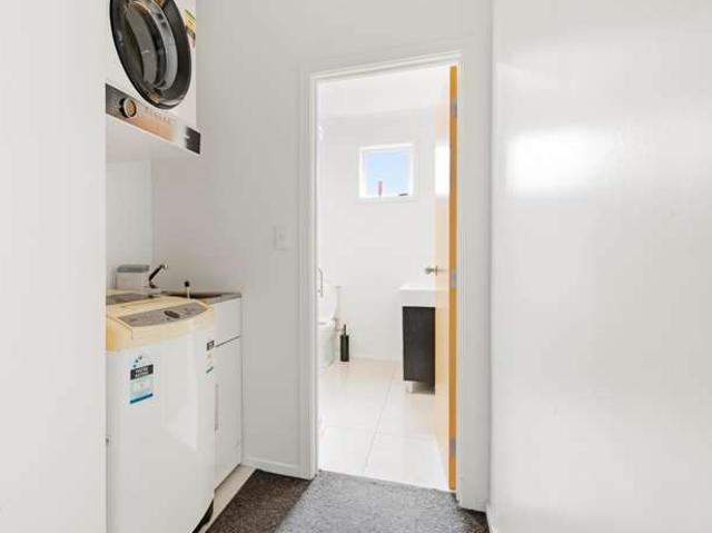 House for sale in Otakou