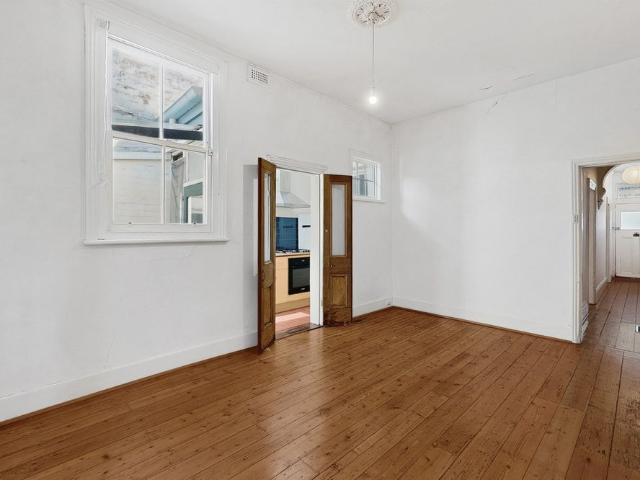 Apartment for rent in North Melbourne, Melbourne