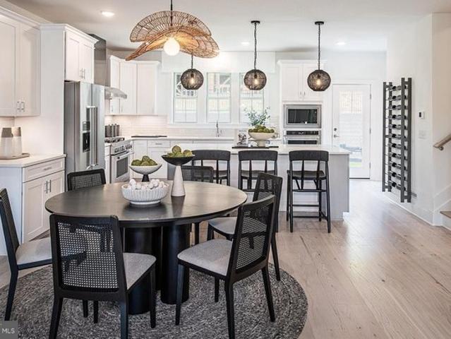 Townhouse for sale in Levittown, Bristol Township