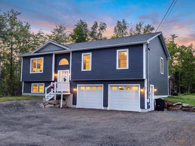 House for sale in Kenduskeag, Maine