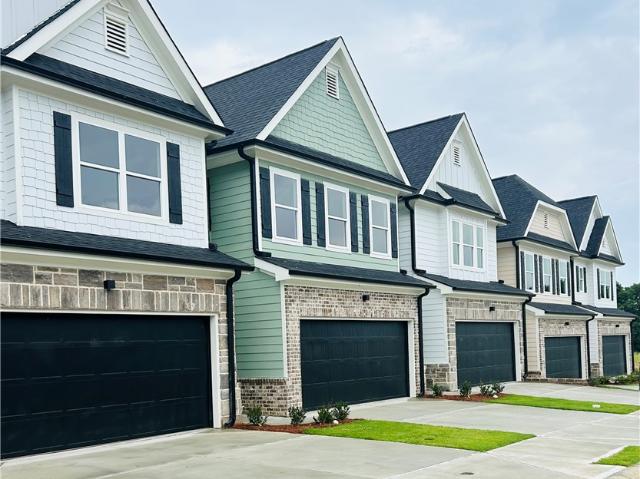 Townhouse for sale in Hartwell, Georgia