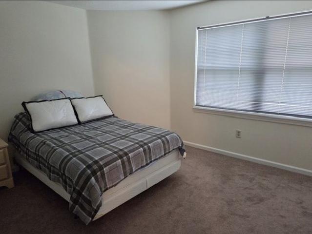 Townhouse for rent in Mansfield Center, Connecticut