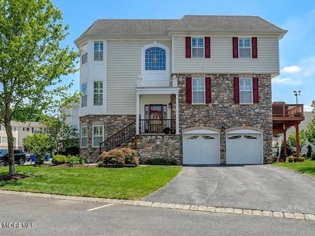 Condo for sale in Cliffwood, New Jersey
