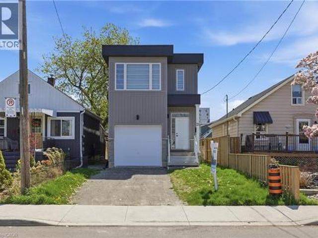 House for rent in Ancaster, Ontario
