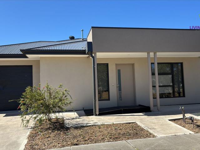 Room for rent in Camerons Creek, Victoria