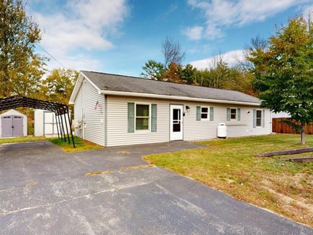 House for sale in Buckfield, Oxford County