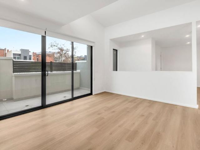 Townhouse for rent in Camerons Creek, Victoria