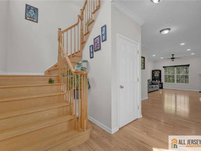 Condo for sale in Piscataway, New Jersey