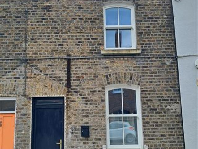 Terraced House to rent in Bluebell, North Tipperary