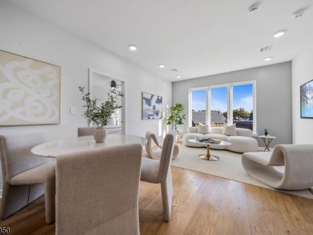 Condo for sale in Bloomfield, New Jersey