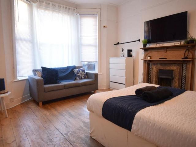 House for rent in London Borough of Wandsworth, Greater London