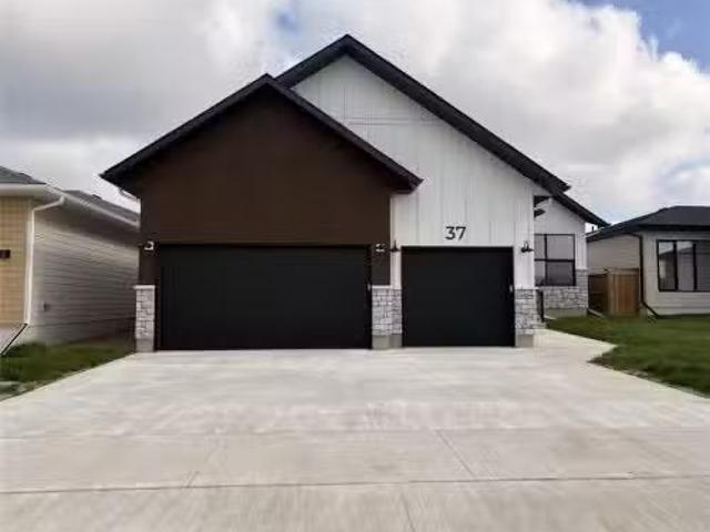 House for sale in Forrest Station, Manitoba
