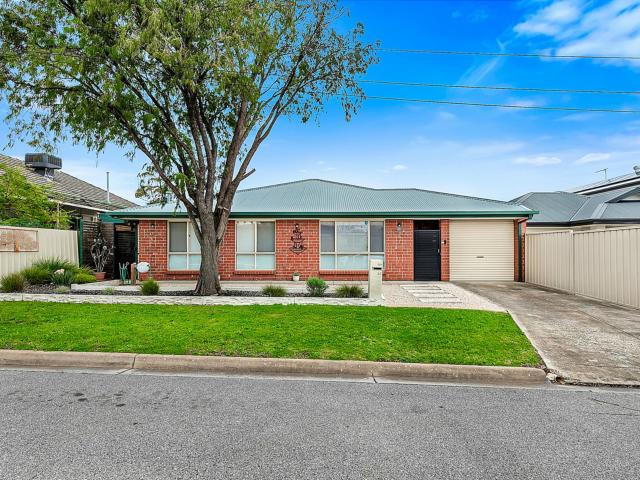 House for rent in Ridgehaven, Adelaide