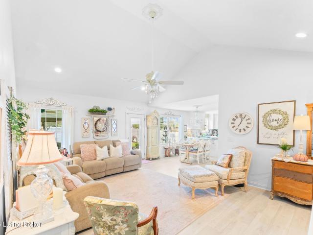 House for sale in Oakland, Kentucky