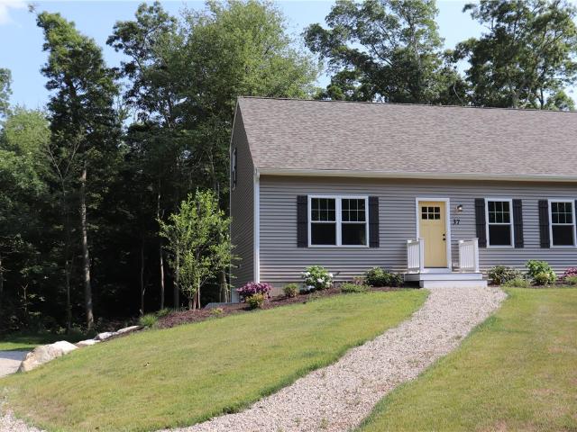 Property for rent in Tiverton, Rhode Island