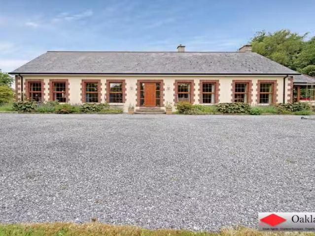 House for sale in Derry