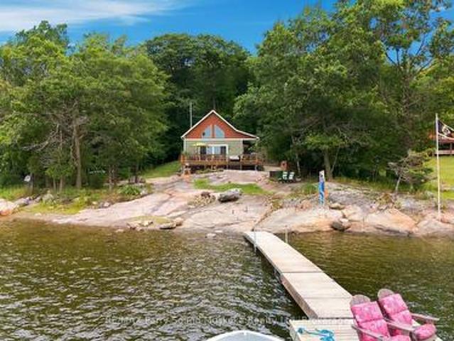 House for sale in Ontario