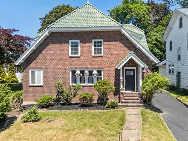 House for sale in Amsterdam, New York