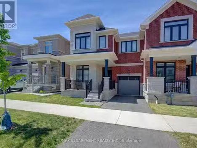 Condo for sale in Ancaster, Ontario