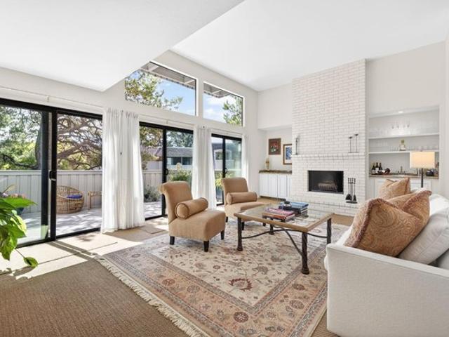 Townhouse for sale in San Rafael, California