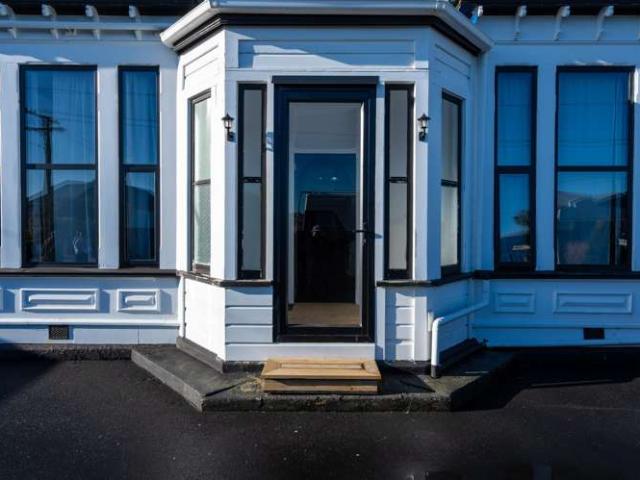 House for sale in Otakou