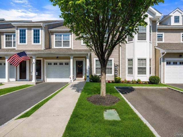 Condo for sale in Centereach, New York