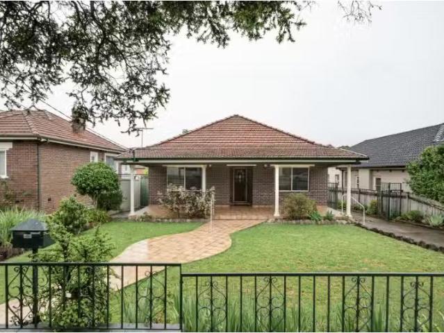 House for rent in Undercliffe, Sydney