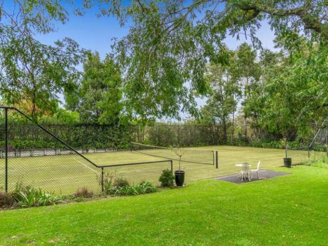 House for sale in Paremoremo, Oroua County