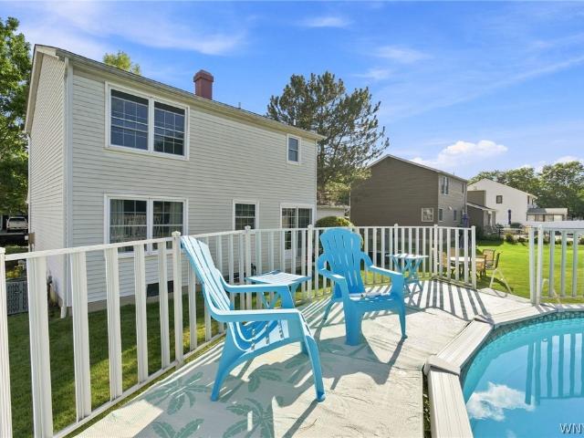 House for sale in Bowmansville, Town of Lancaster