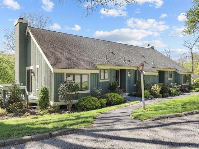 Condo for sale in Amawalk, New York