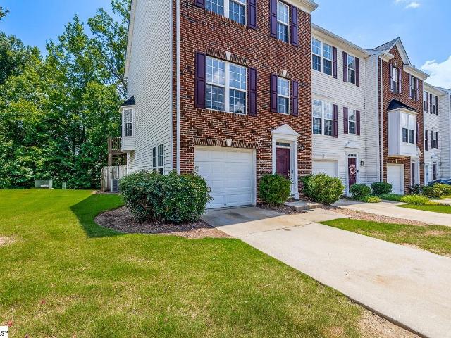 Townhouse for sale in Simpsonville, South Carolina