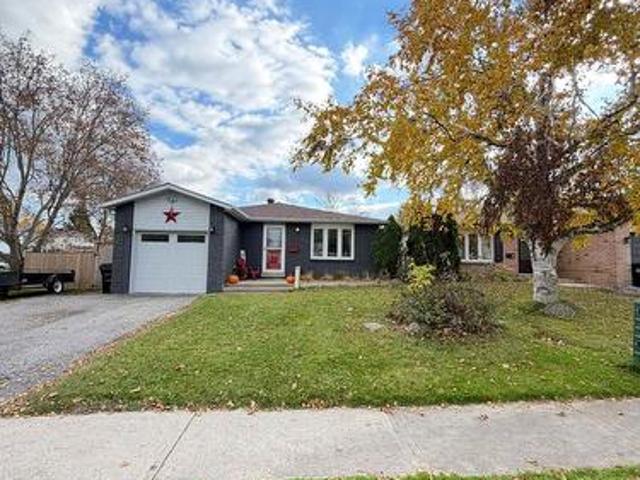 House for sale in Barrie, Central Ontario