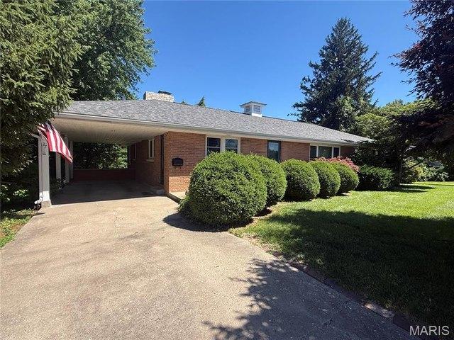 House for sale in Hannibal, Missouri