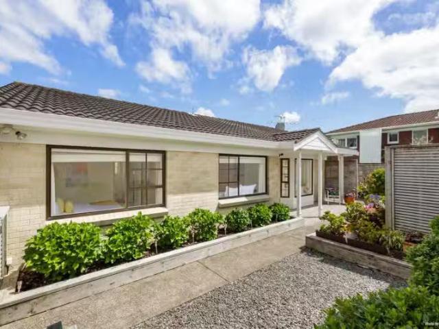 House for sale in North Shore, Upper Harbour