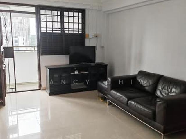 Apartment for rent in Alexandra Road
