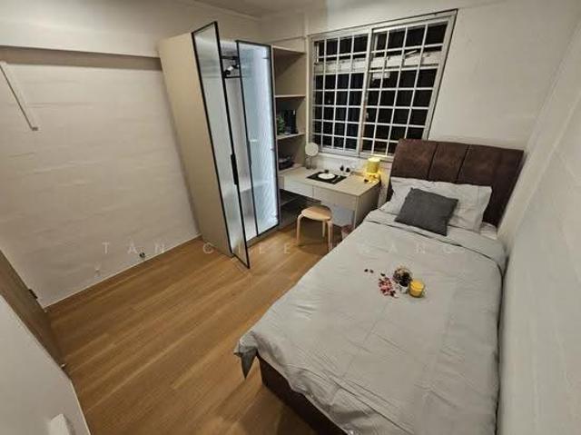 Apartment for rent in Alexandra, Singapore