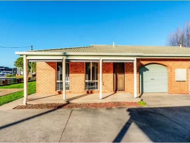 Condo for rent in Albury, New South Wales